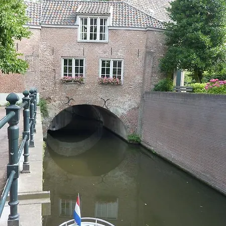 Apollo 's-hertogenbosch - 4* Zaltbommel