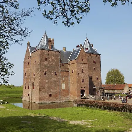 Apollo 's-hertogenbosch - Otel Zaltbommel