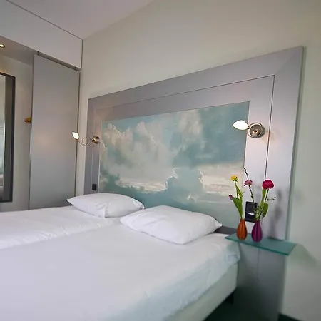 Apollo 's-hertogenbosch - 4* Zaltbommel